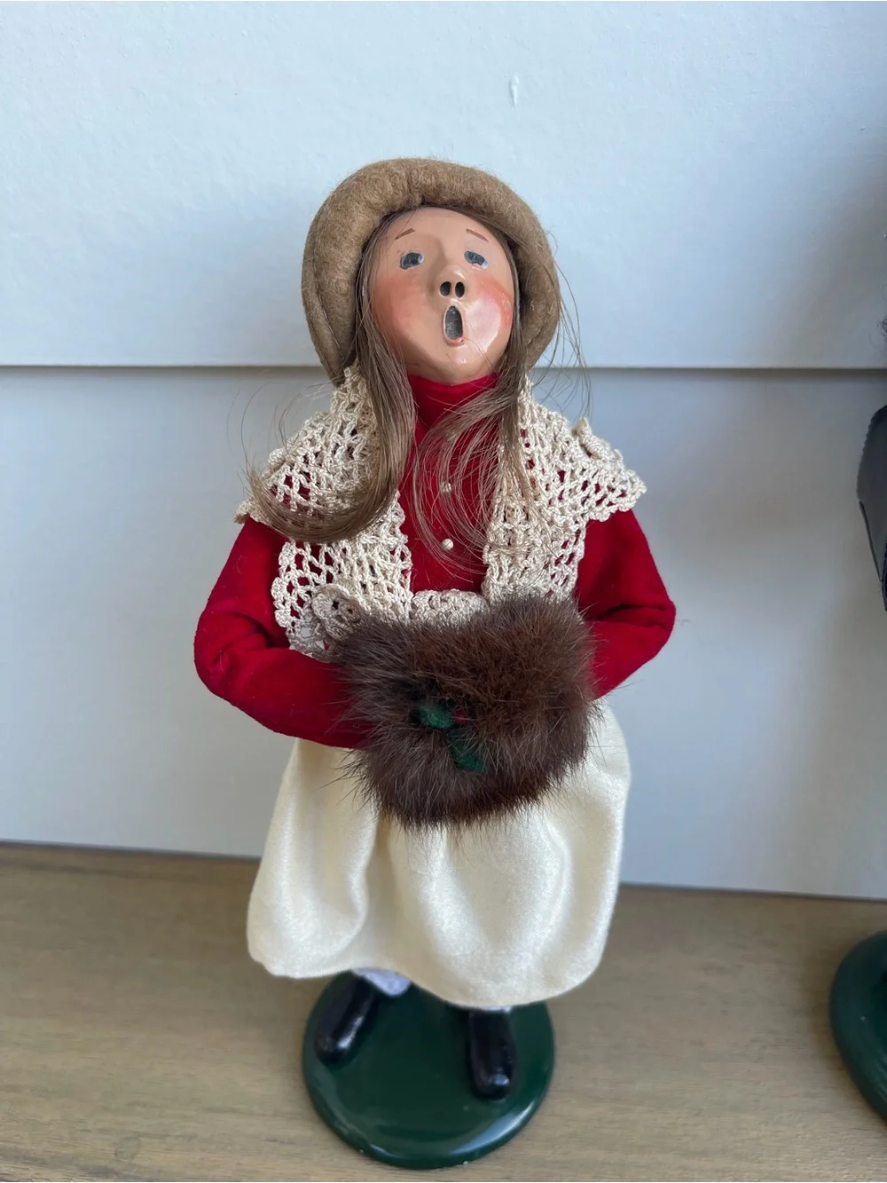 10 handcrafted Byers' Choice Carolers holiday figurine